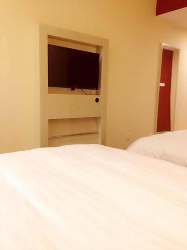 Hanting Hotel Shanghai Jiaotong University Jiangchuan Road Second Branch Exterior foto